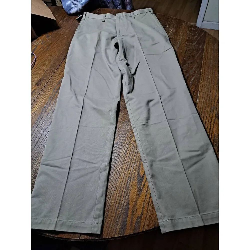 New 32x34 Dockers D3 Broker Chino Pants Comfort Waistband Cotton Darker Tan NWT